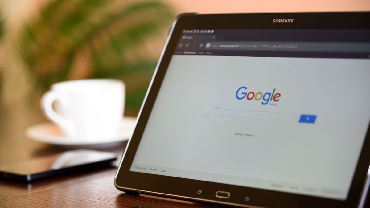 Keresőoptimalizálás Budapest Komáromi Zsombor SEO szakértővel