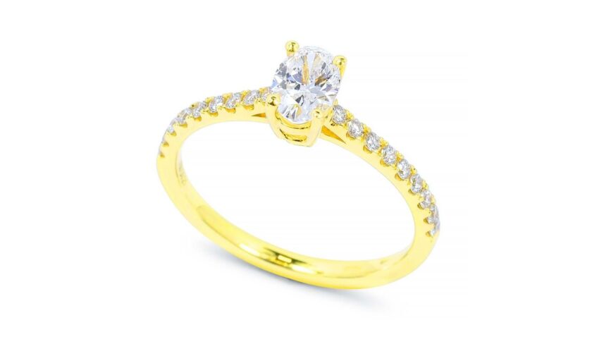 Ovális eljegyzési gyűrű White & Black webshop kínálatában