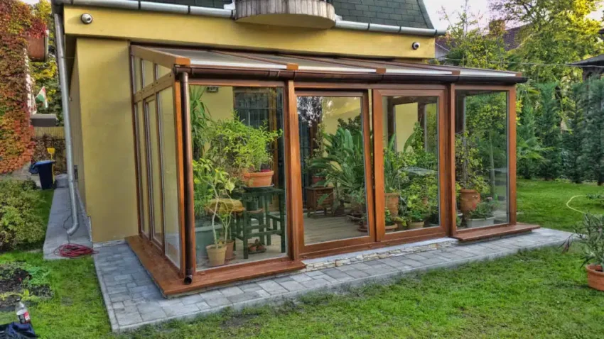 Polikarbonát tető: teraszok,télikertek időjárásálló lefedése